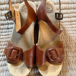 Dansko Leather Comfort Sandals — EU 39 — Excellent Condition